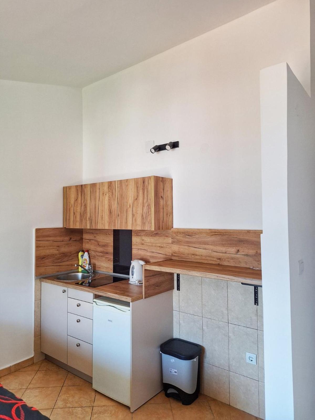 Apartmani Cupic 부드바 외부 사진